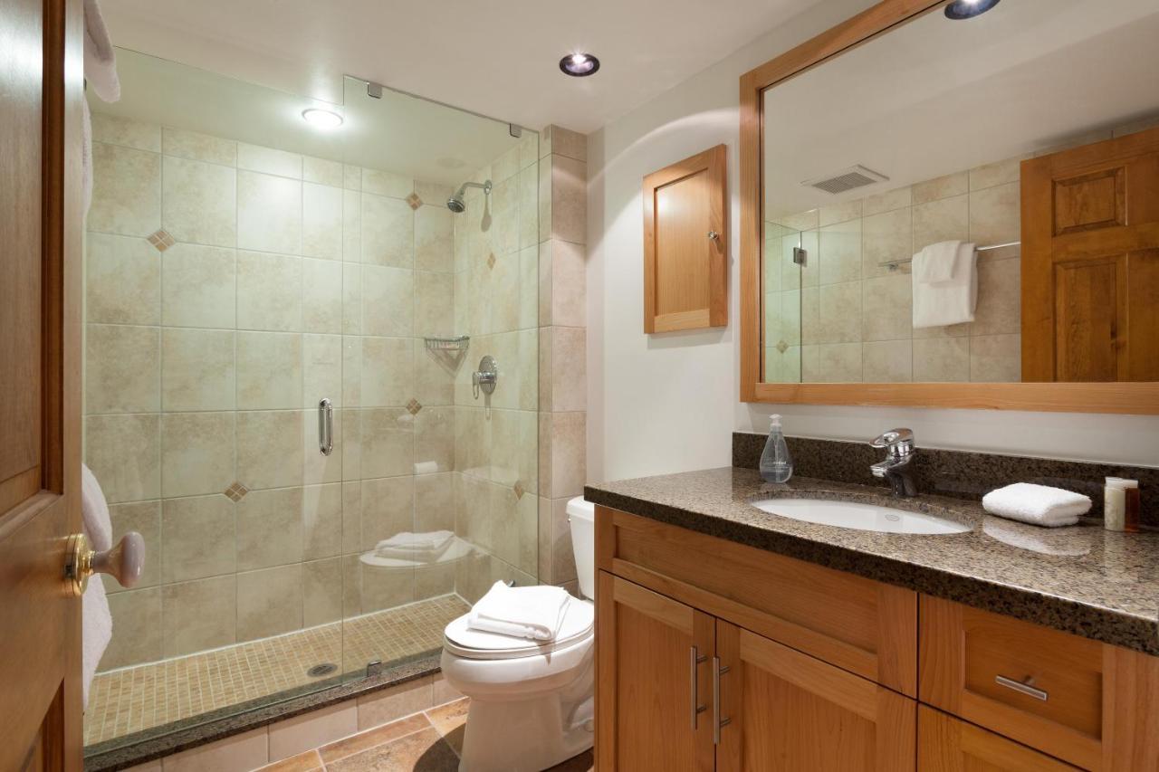 Painted Cliff 11 | Dog Friendly! Ski-In Ski-Out Benchlands Townhome W/ Hot Tub & Fireplace Whistler Exterior photo